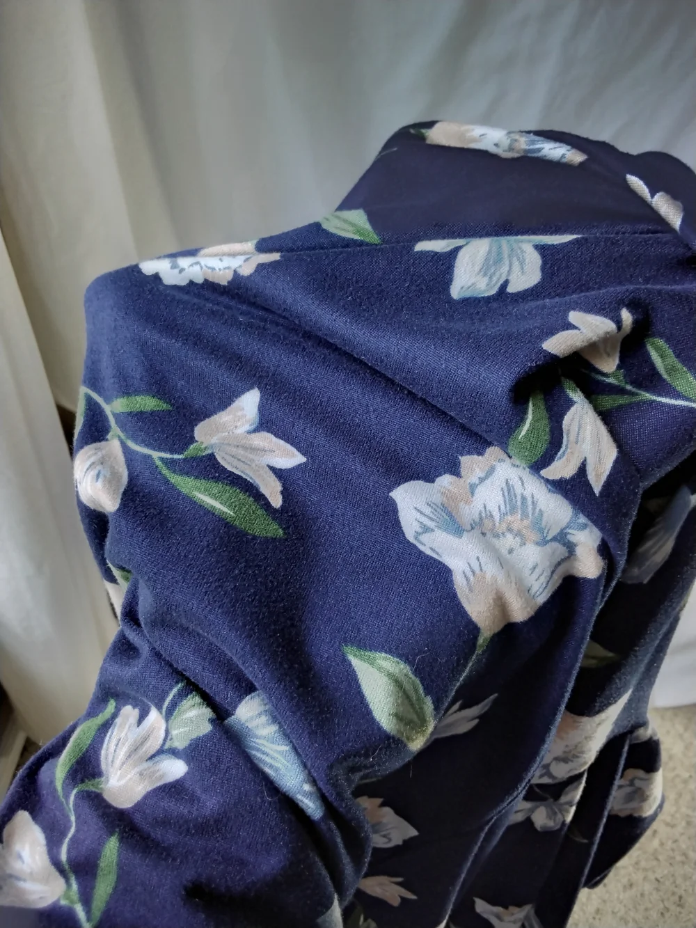 nine britton Navy Blue Floral Shift Dress